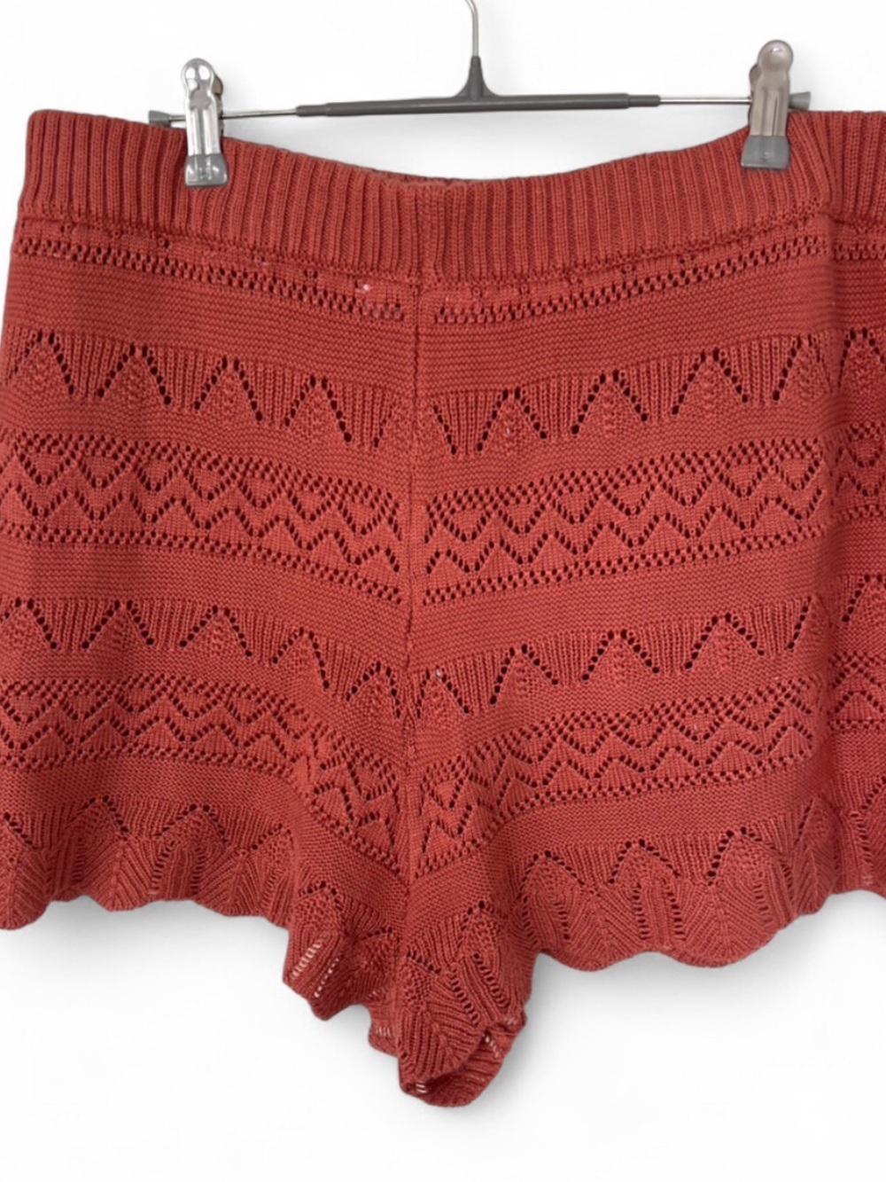 No Boundaries Rust Knit Crochet Pattern High Waist Shorts